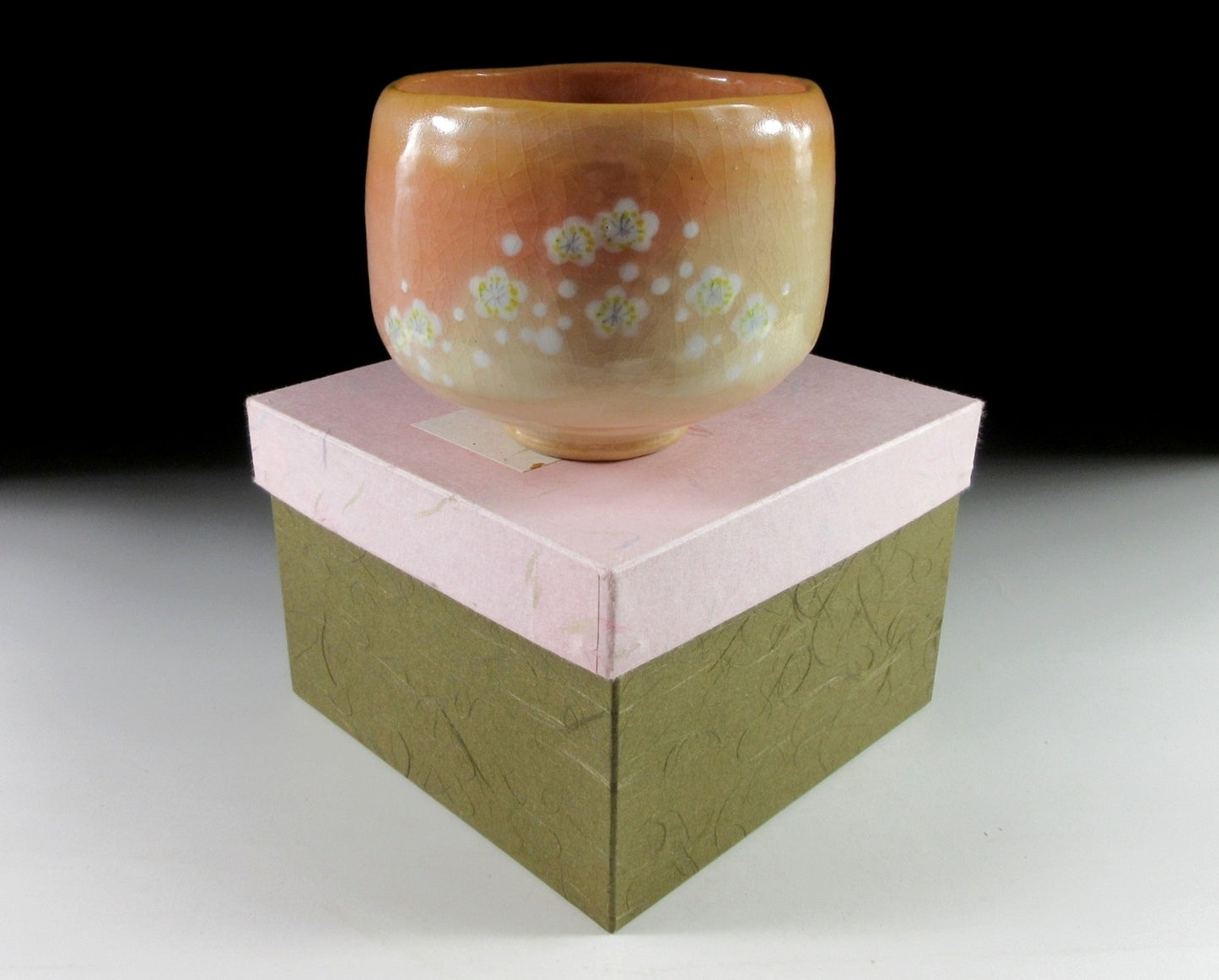 Sasaki Shoraku Ume Blossom Chawan