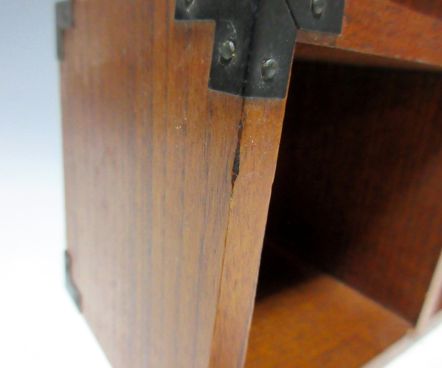 Small Kishu Kaidan Tansu