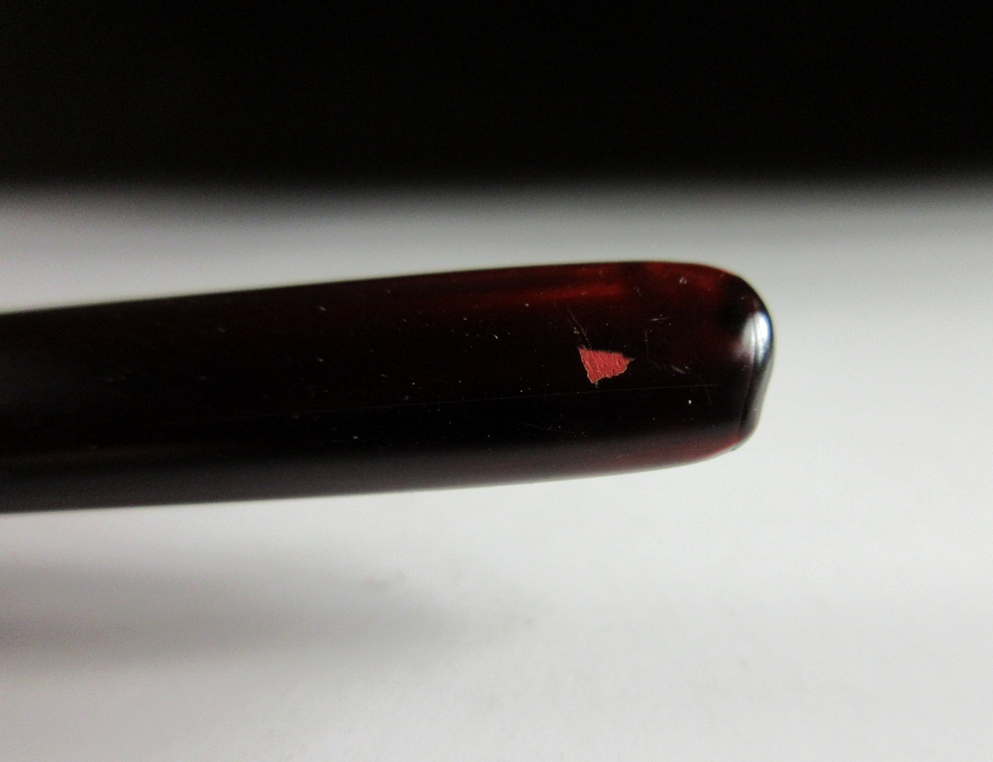 Resin Kamakura-bori Tea Caddy and Lacquered Spoon