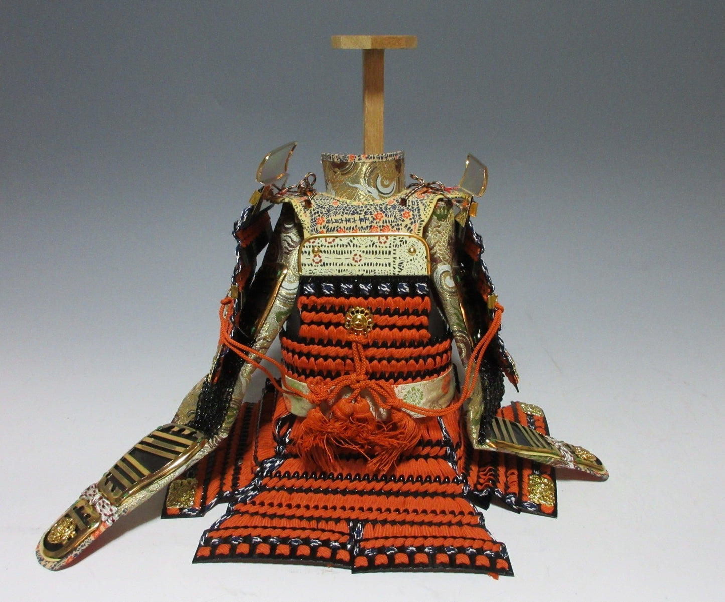 O-yoroi Samurai Armour Kazari #2