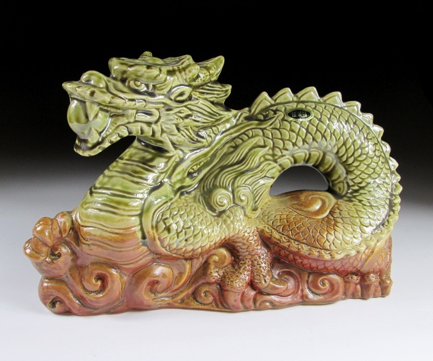Tousen Gama Year of the Dragon Okimono