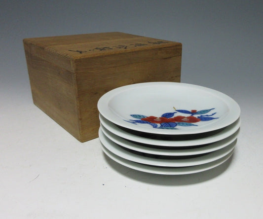 Imaizumi Imaemon XIII Iro-Nabeshima Tsubaki Plates