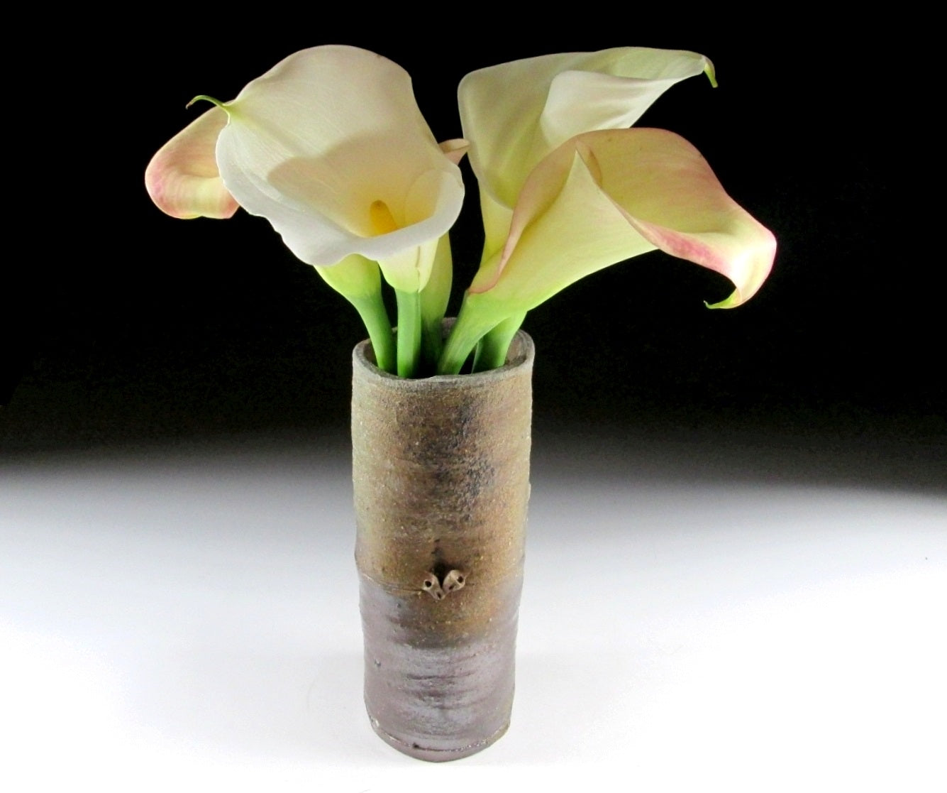 RESERVED - Hisamoto Koichi Wood-Fired Bizen Vase