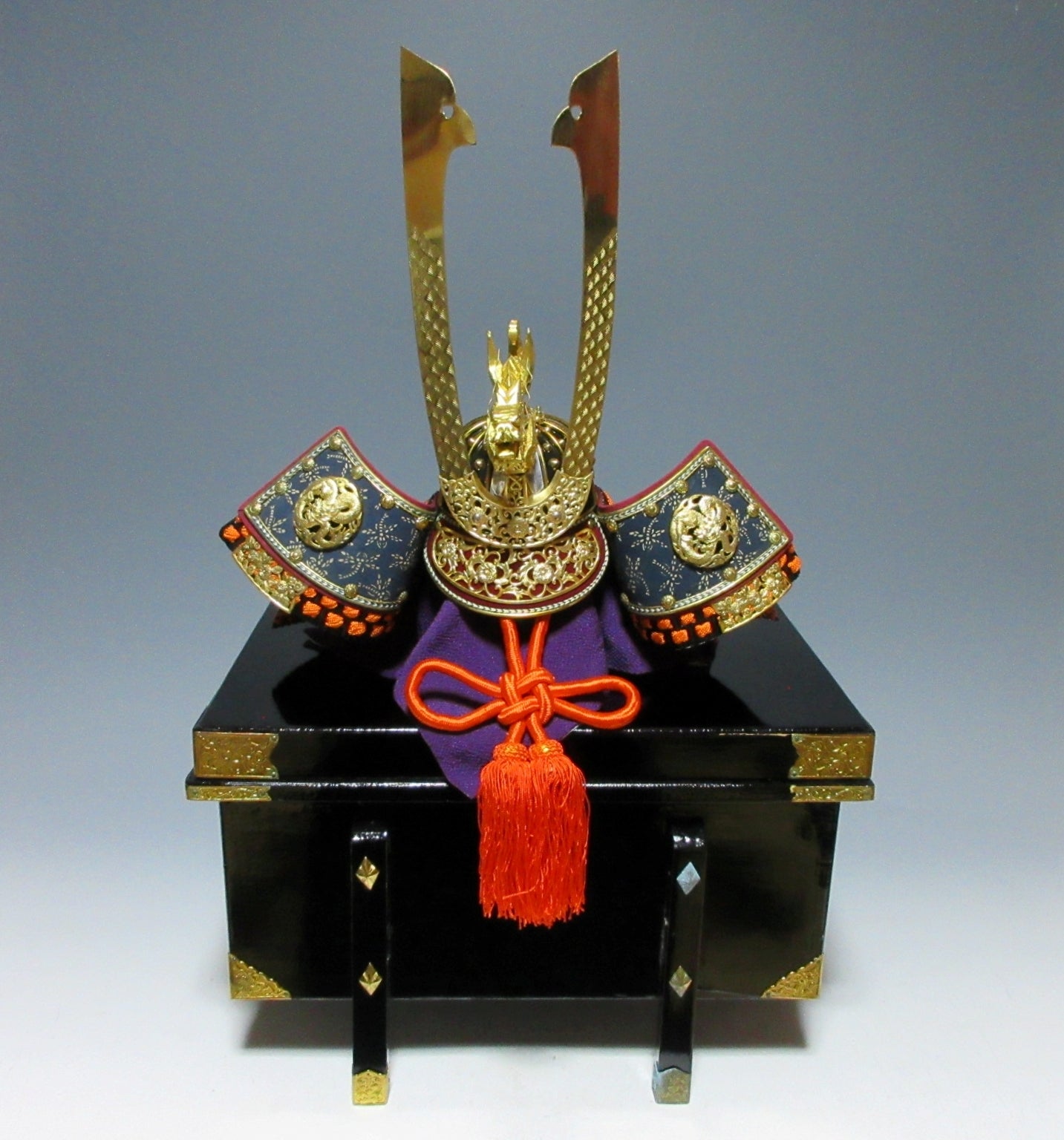 Vintage Gogatsu Kabuto Kazari