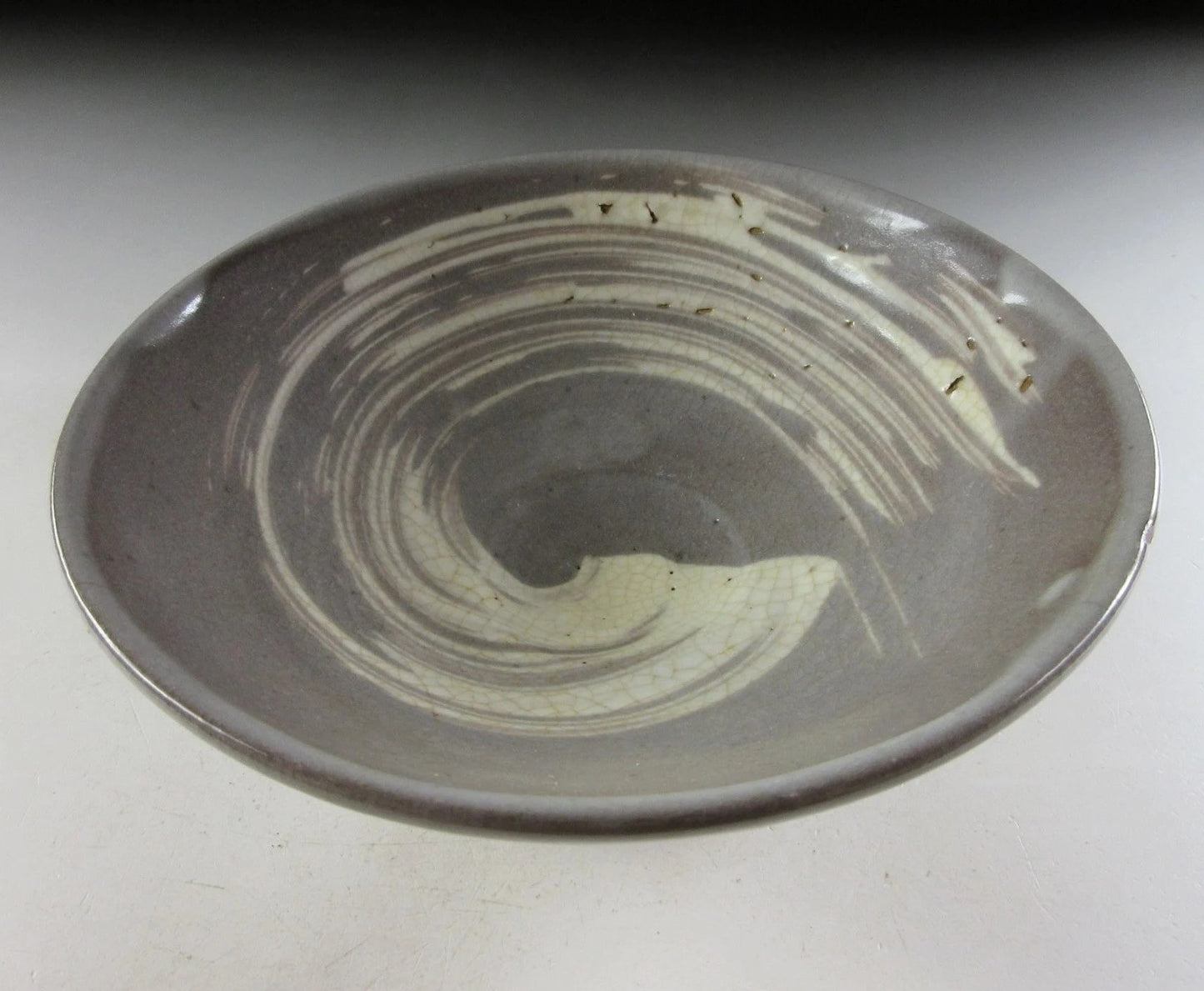 Small Onishi Rakusai Akahada-ware Hira Chawan