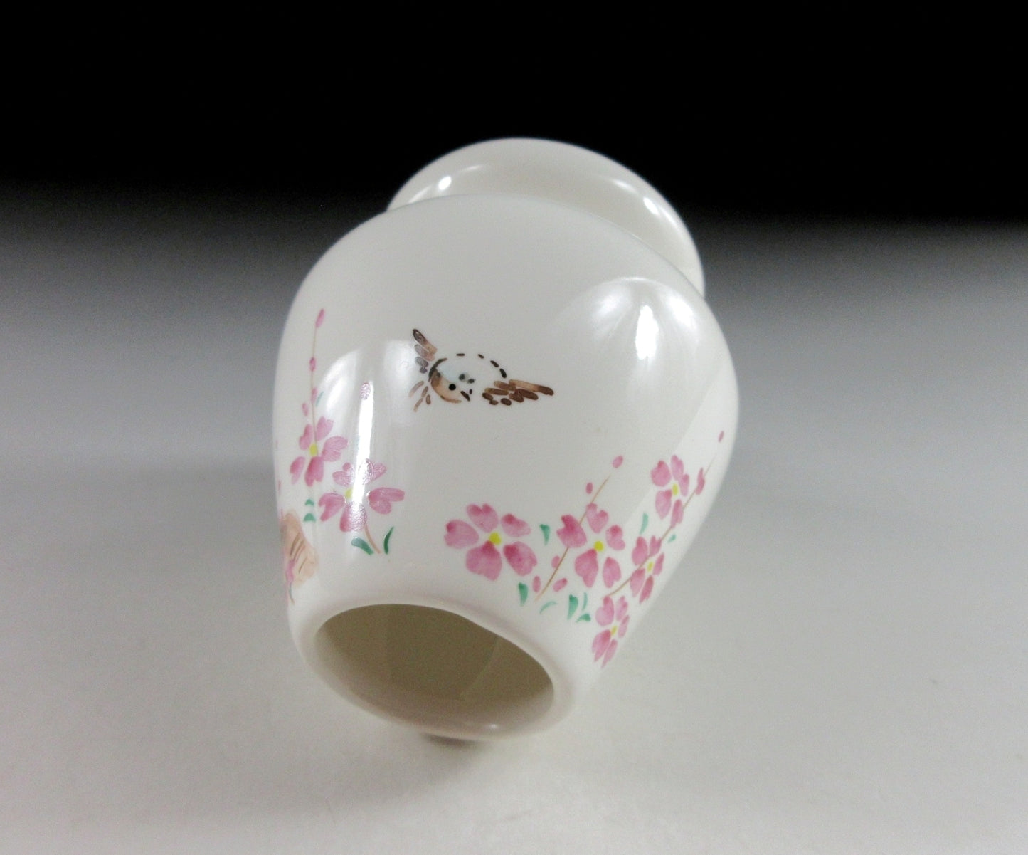 Yagi Kaiho Sparrow and Sakura Kusenaoshi