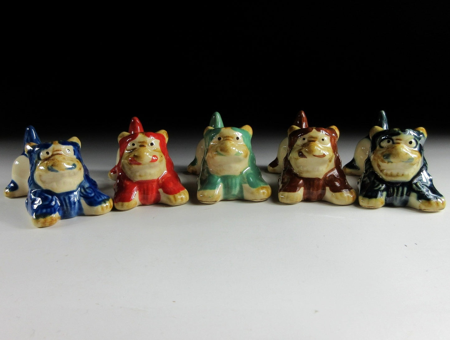 Nakagusuku Gama Shisa Hashioki