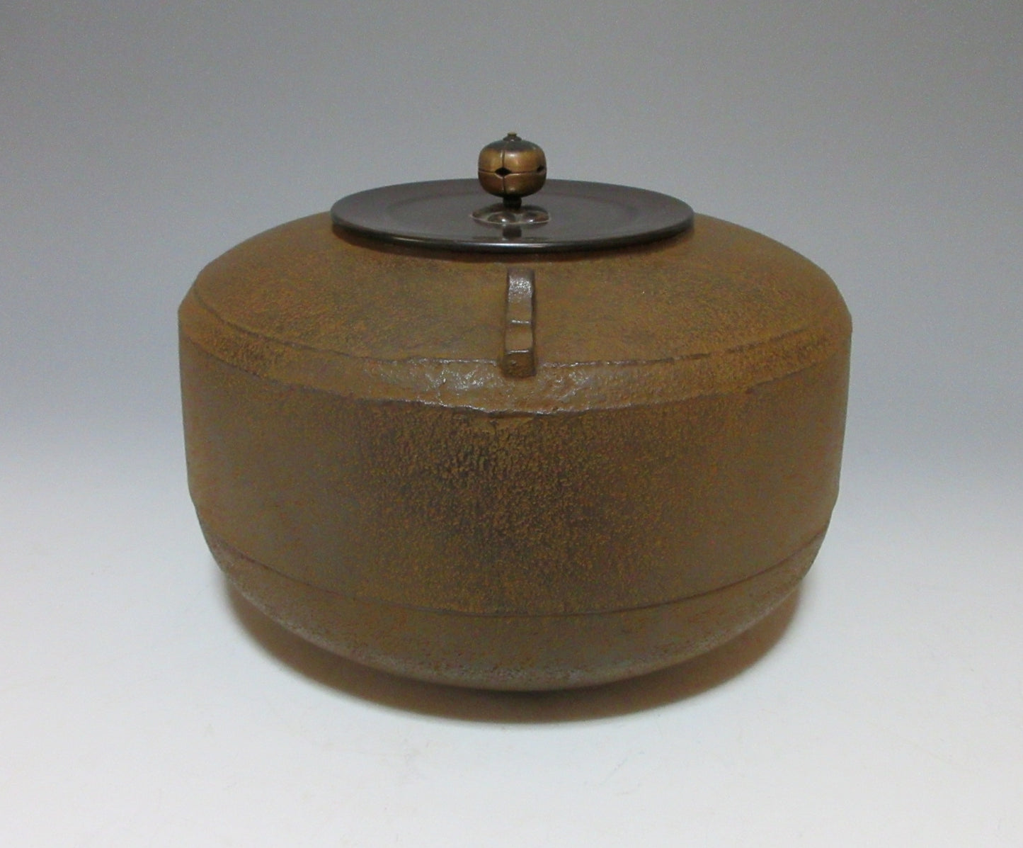 Wada Minosuke XII Kama Kettle