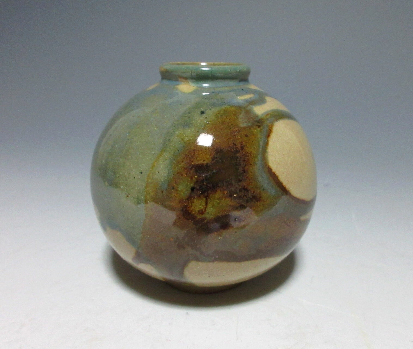 Hagiwara Kazuko Ryukyu-ware Bud Vase