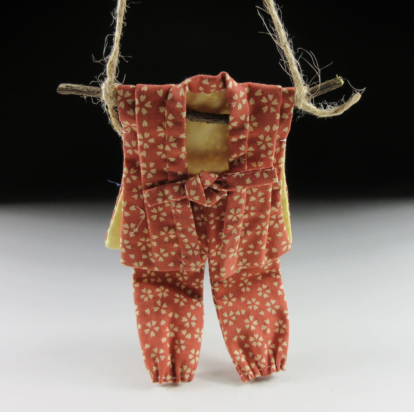 Small Sakura Patterned Monpe and Noragi Ornament