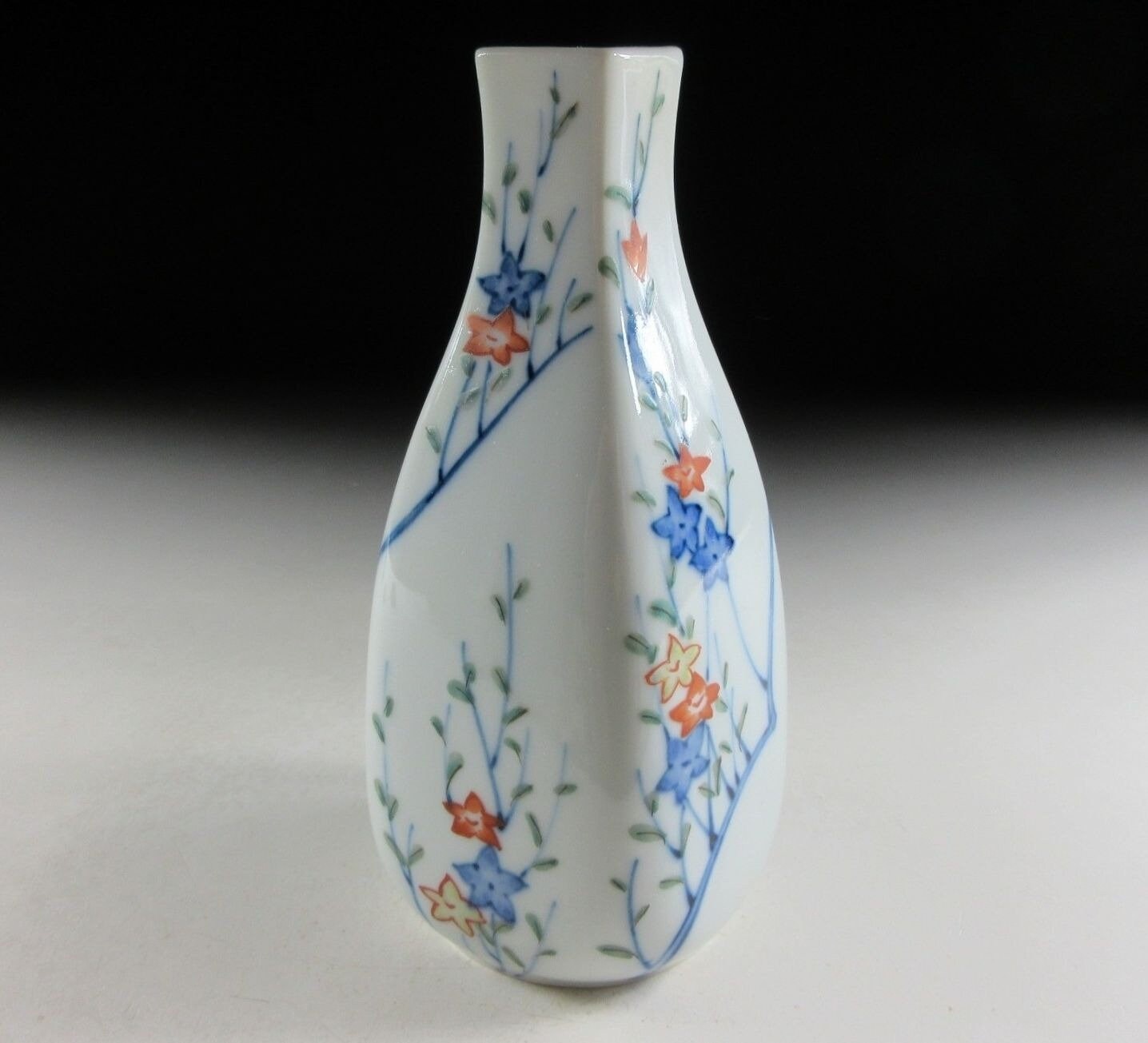 Gen-emon Kiln Bellflower Vase #2