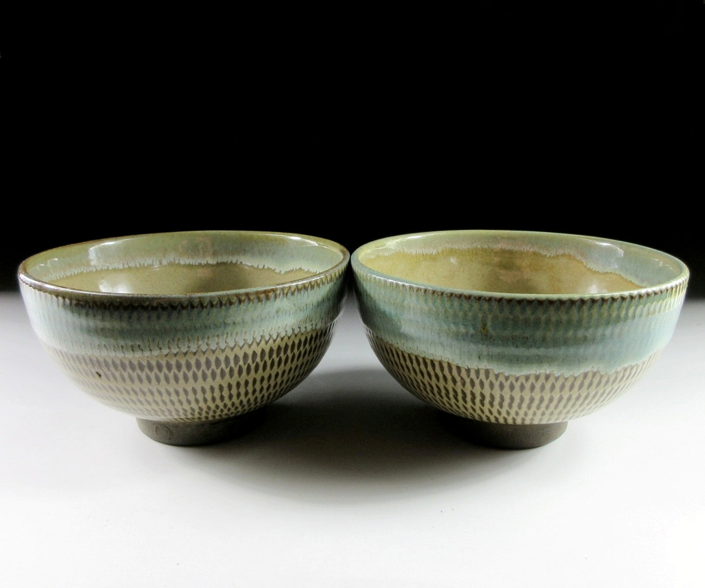 Pair of Onta-ware Bowls