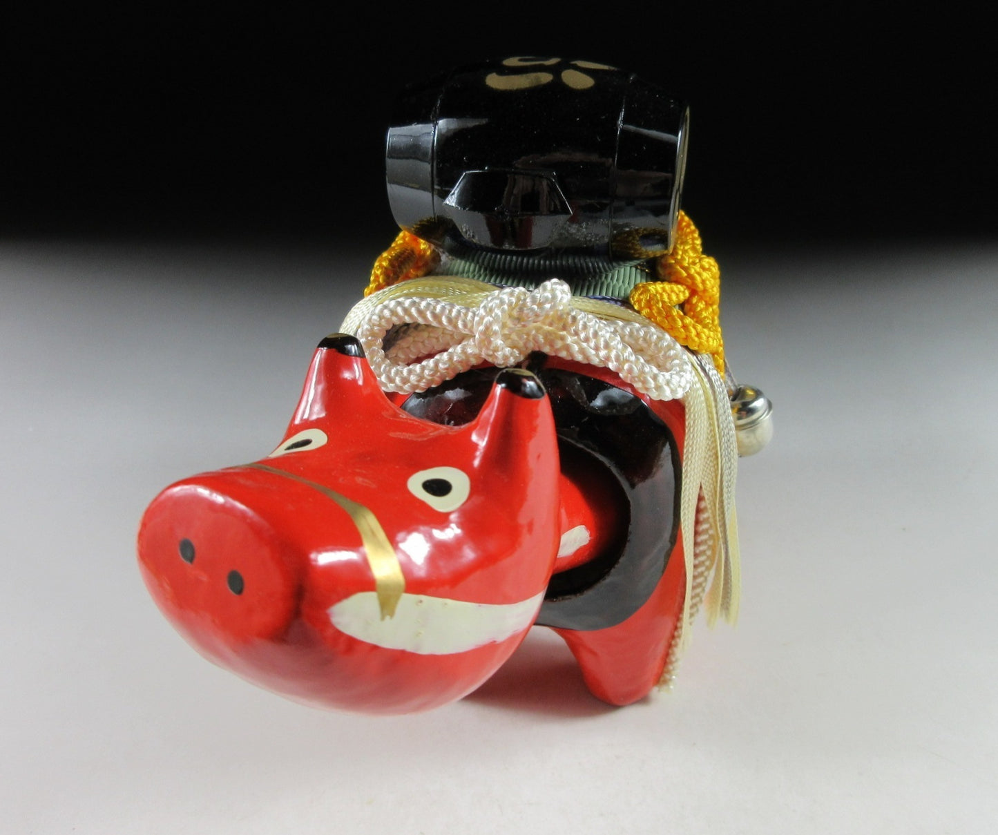 Vintage Papier-mâché Akabeko