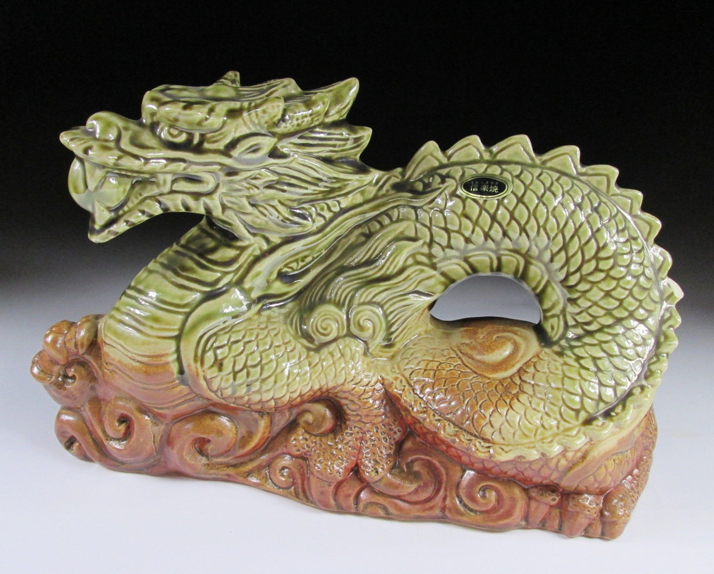 Tousen Gama Year of the Dragon Okimono
