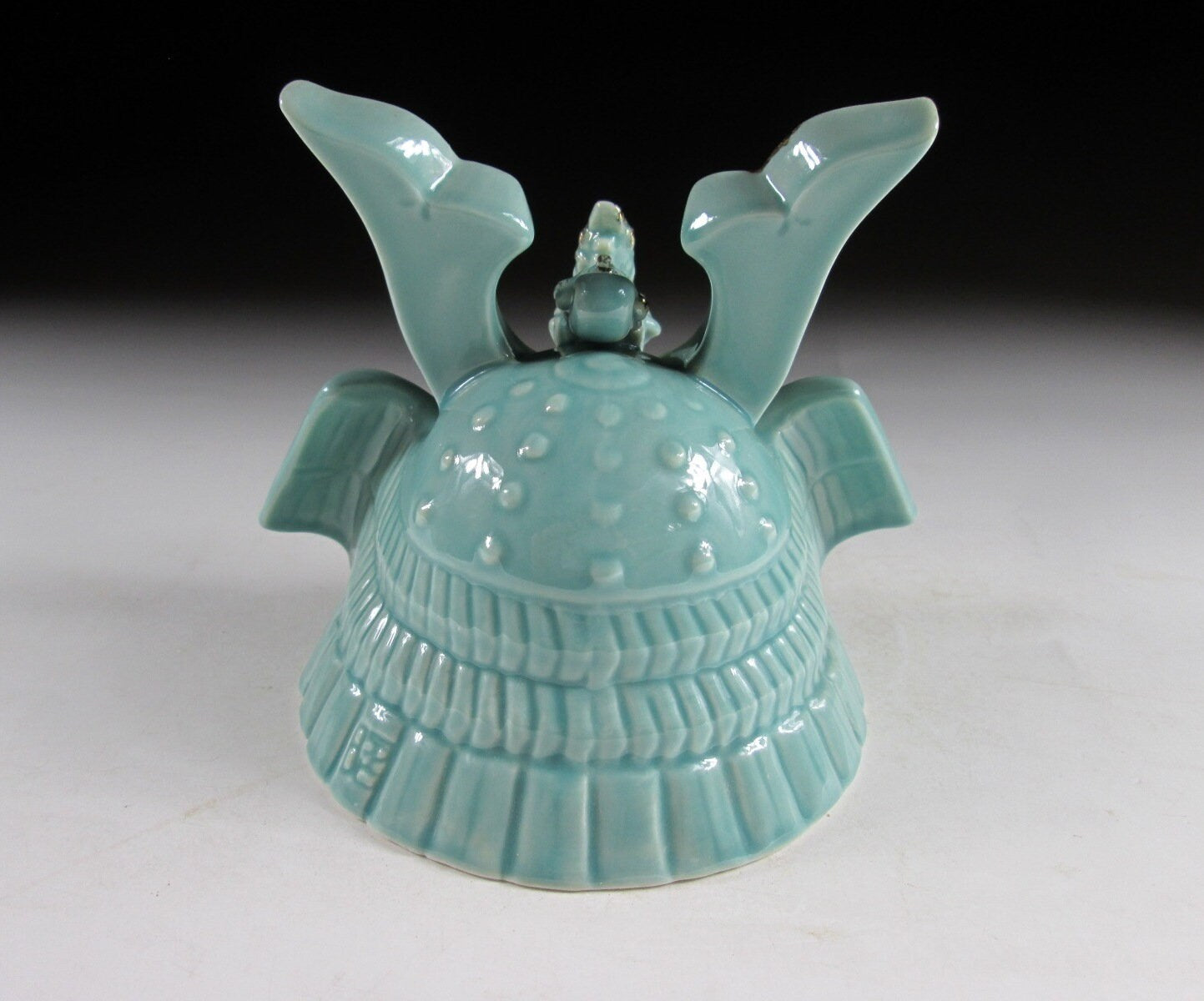 Arita-ware Kabuto Ornament