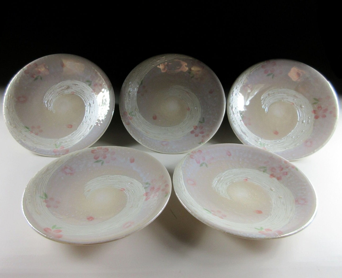 Set of Five Small Tachikichi Plates