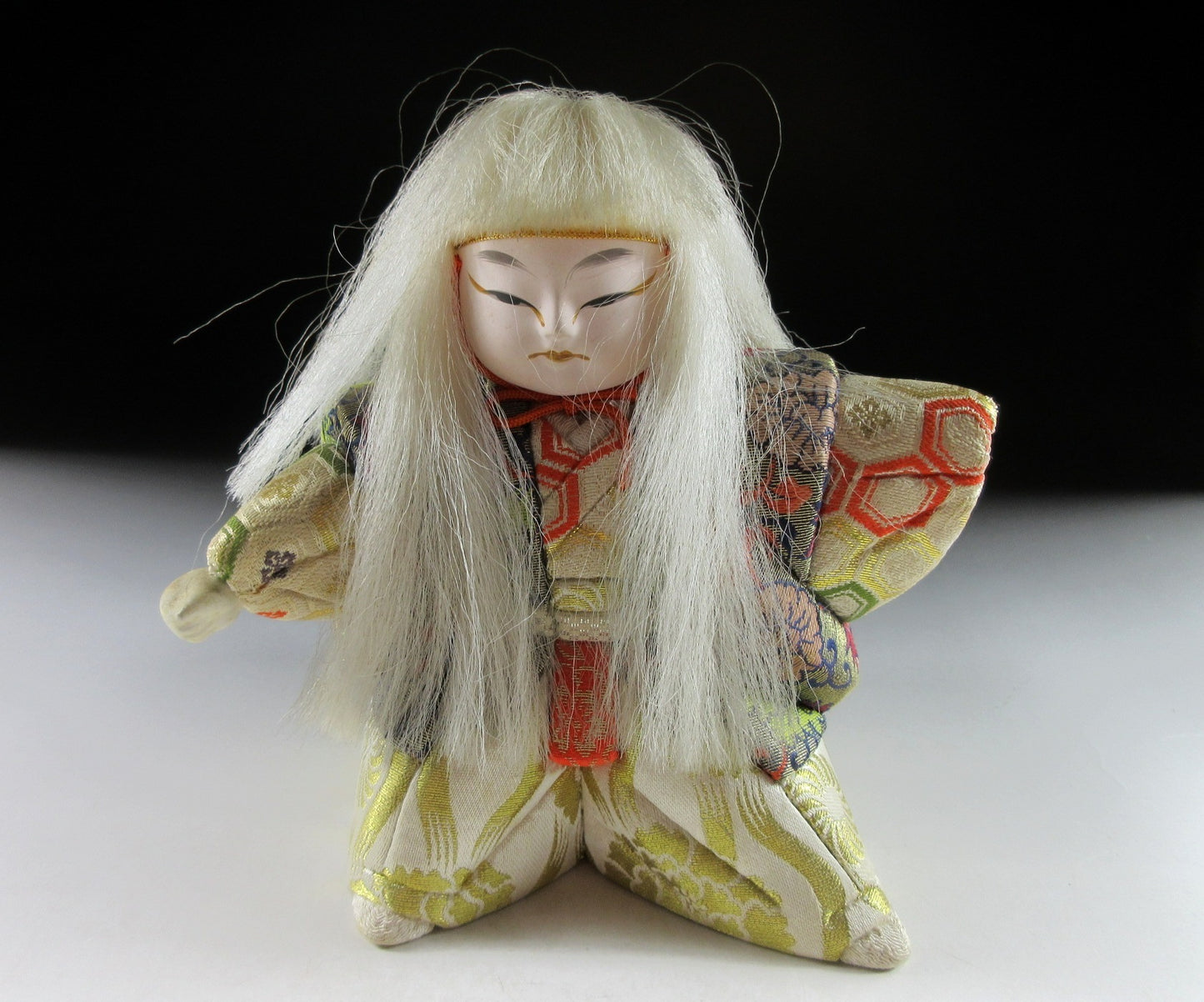 Kimekomi Lion Dancer Kabuki Dolls