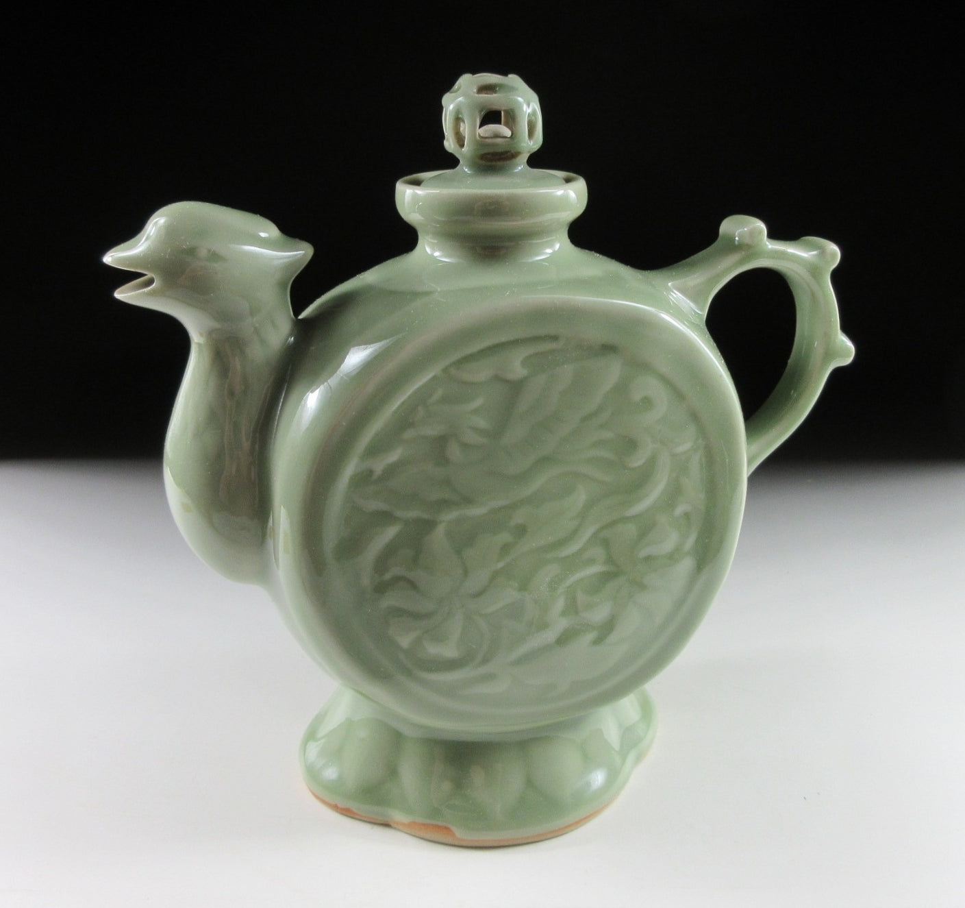 Ryusen Kiln Chinese Celadon Tea Pot