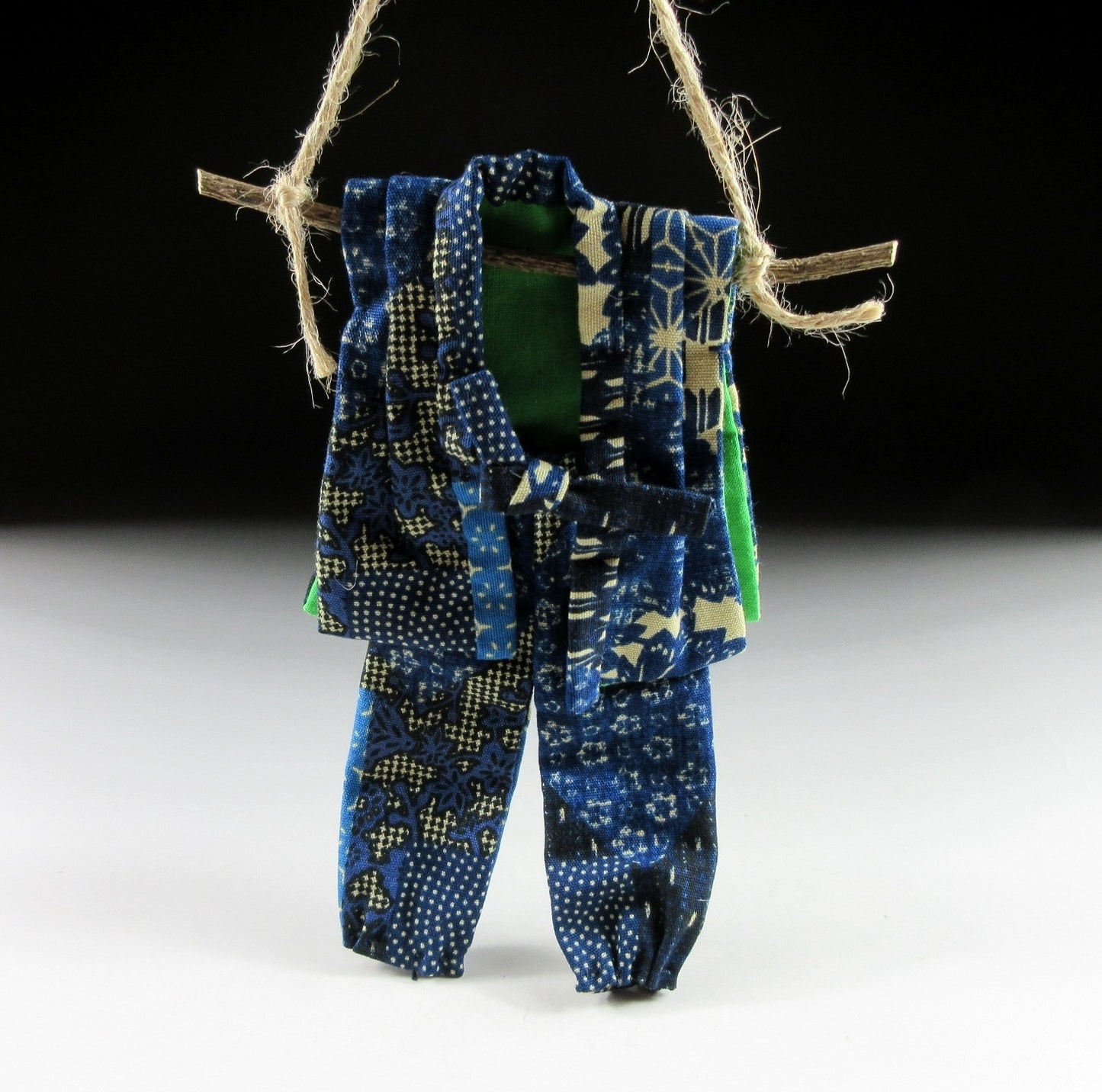 Small Blue Monpe and Noragi Ornament