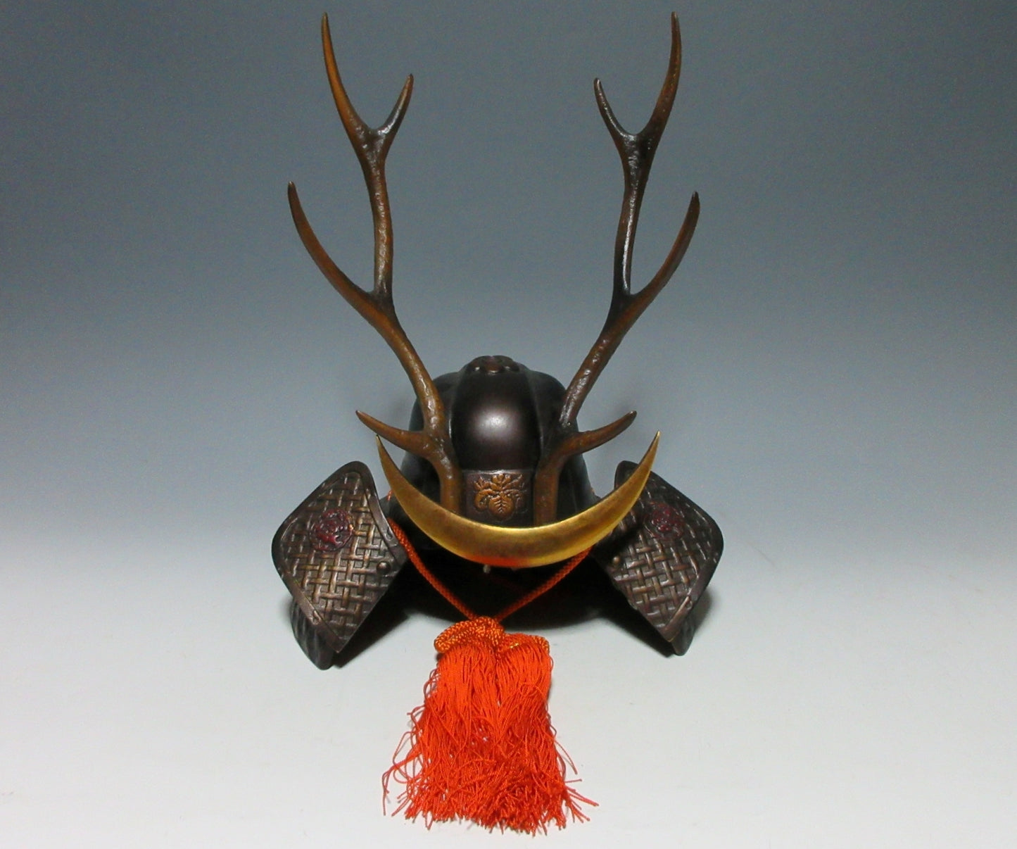 Yamanaka Shikanosuke Antler Kabuto Okimono