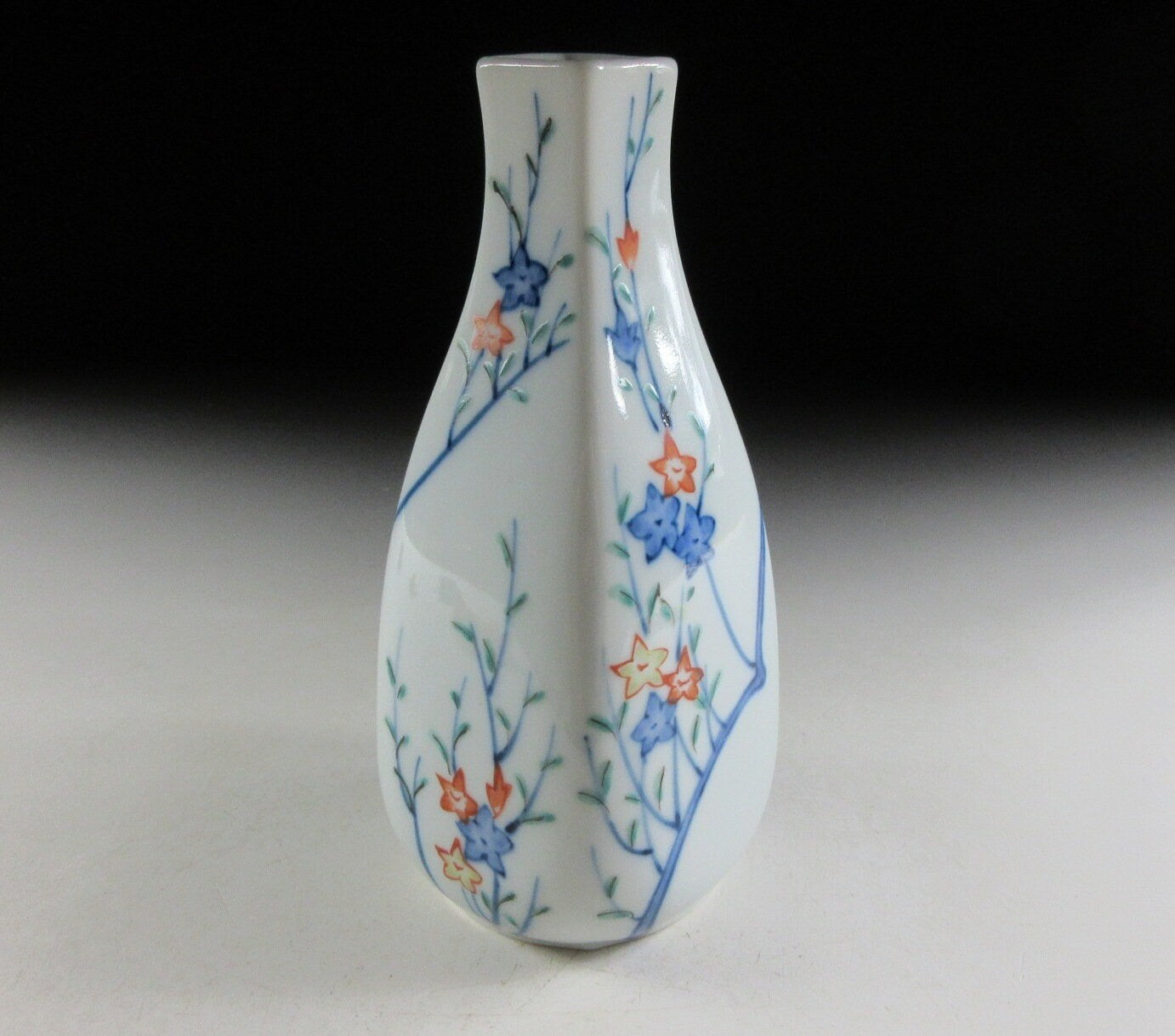 Gen-emon Kiln Bellflower Vase #1