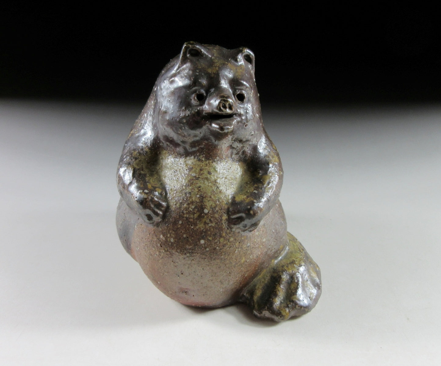 Vintage Bizen-ware Tanuki