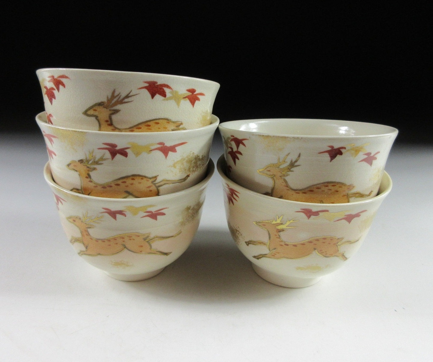 Yagi Kaiho Deer with Momiji Tea Cups