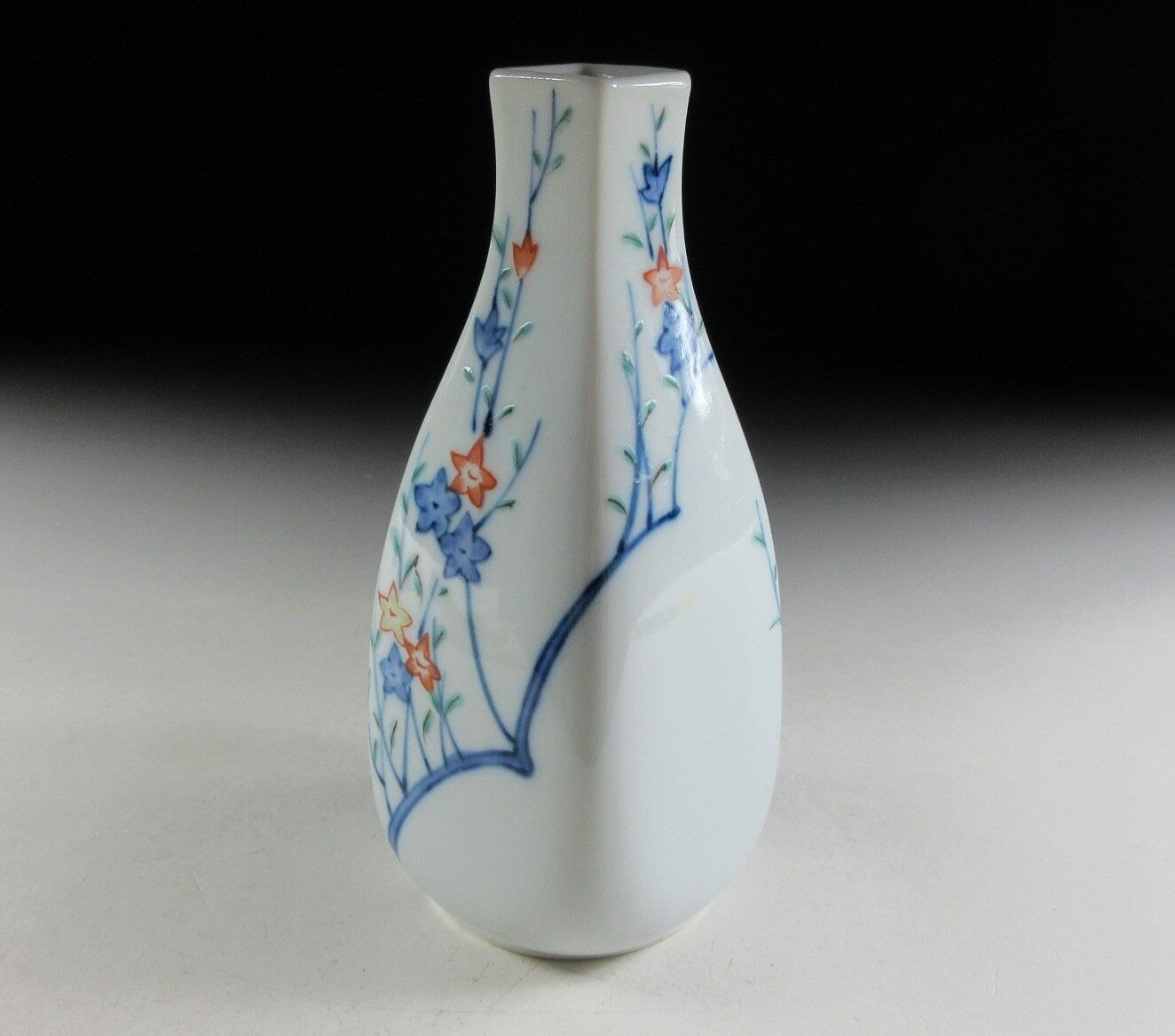 Gen-emon Kiln Bellflower Vase #1