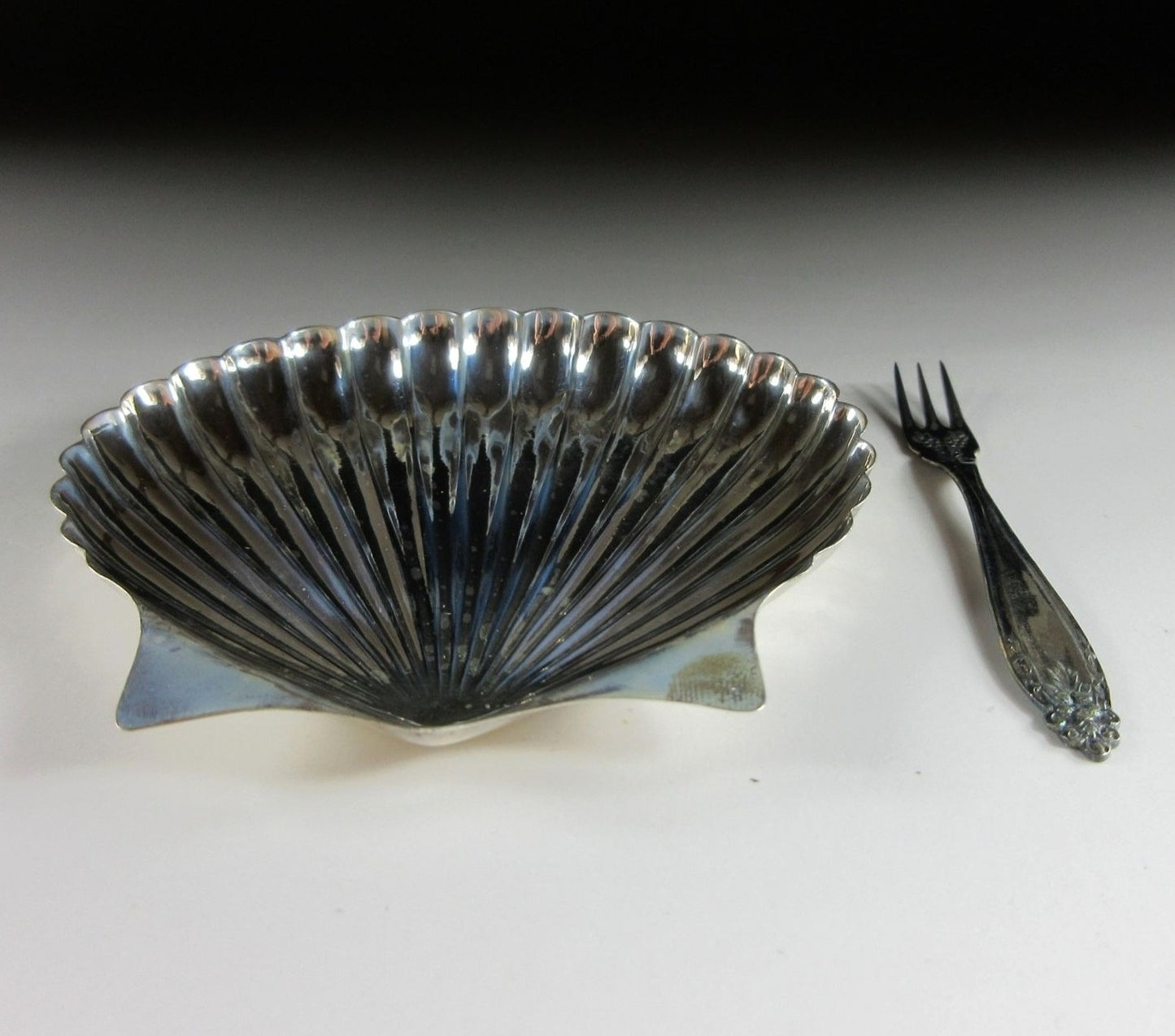 Ohno & Son Silver Shell Plate and Fork