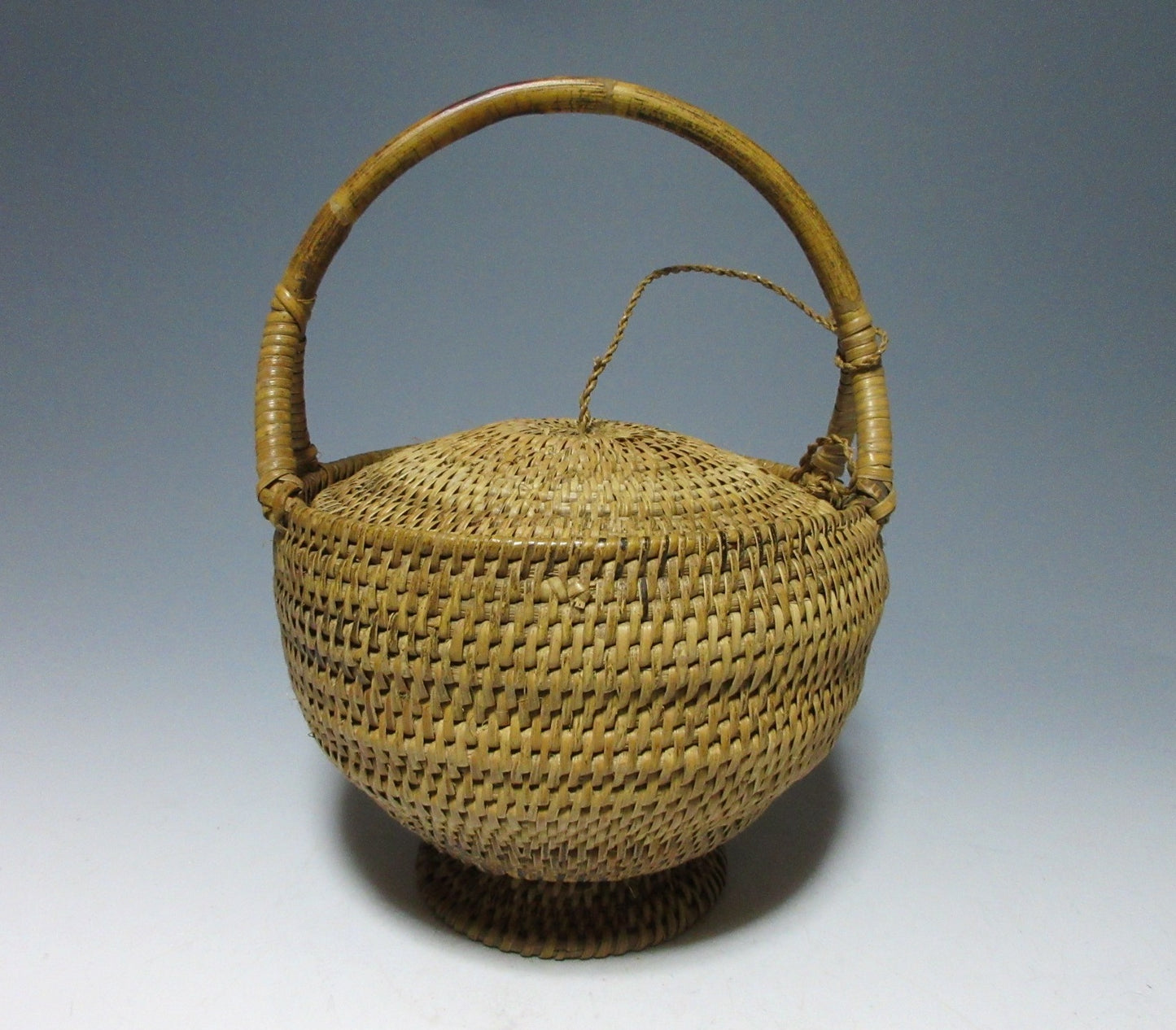 Split Bamboo Tea Room Basket