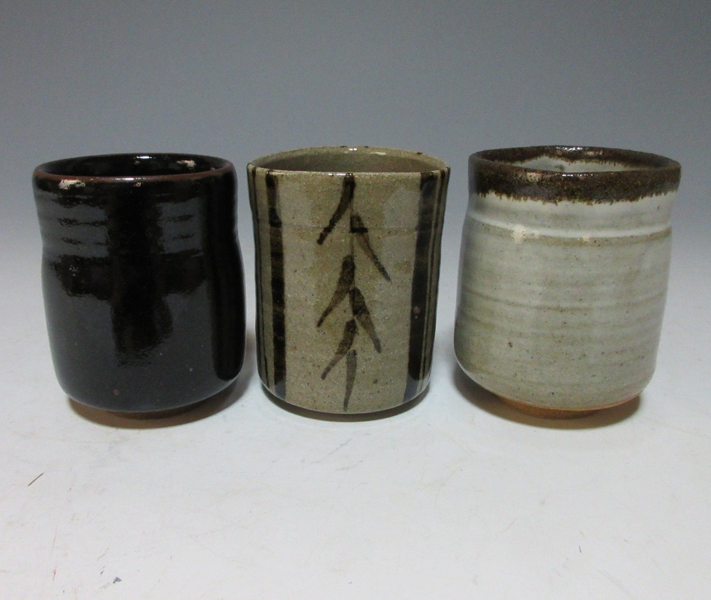 Taroemon Nakazato XIII Karatsu Yunomi Set