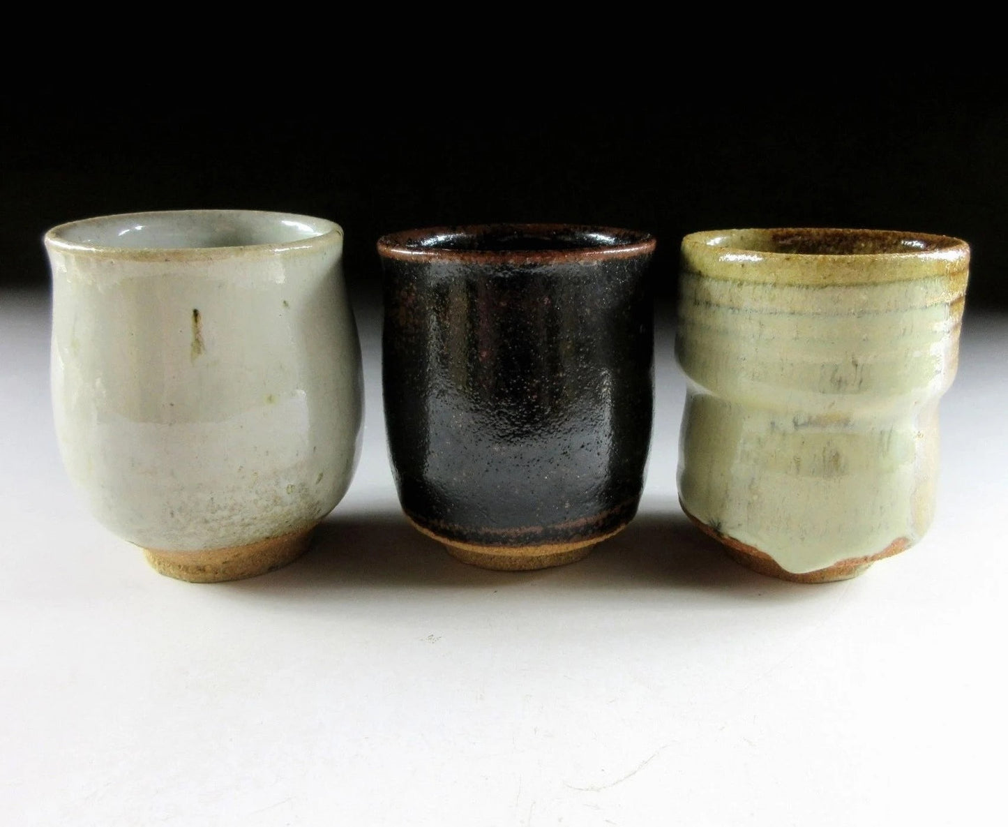 Nakazato Taroemon XII Karatsu-ware Yunomi Tea Cups