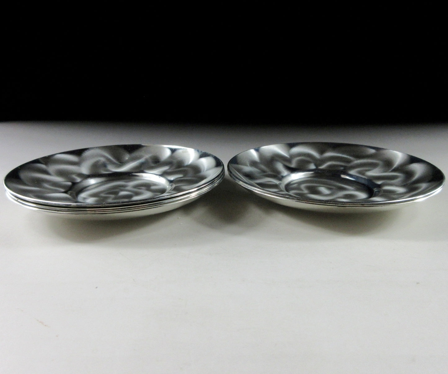 Hand-Polished Brushed Swirl Pattern Chataku