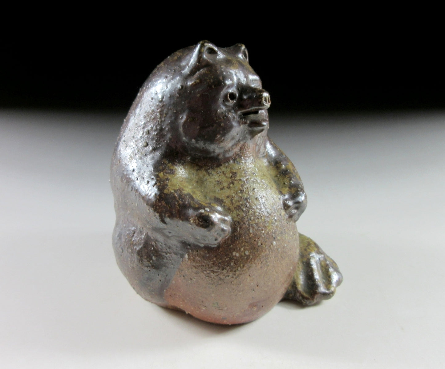 Vintage Bizen-ware Tanuki
