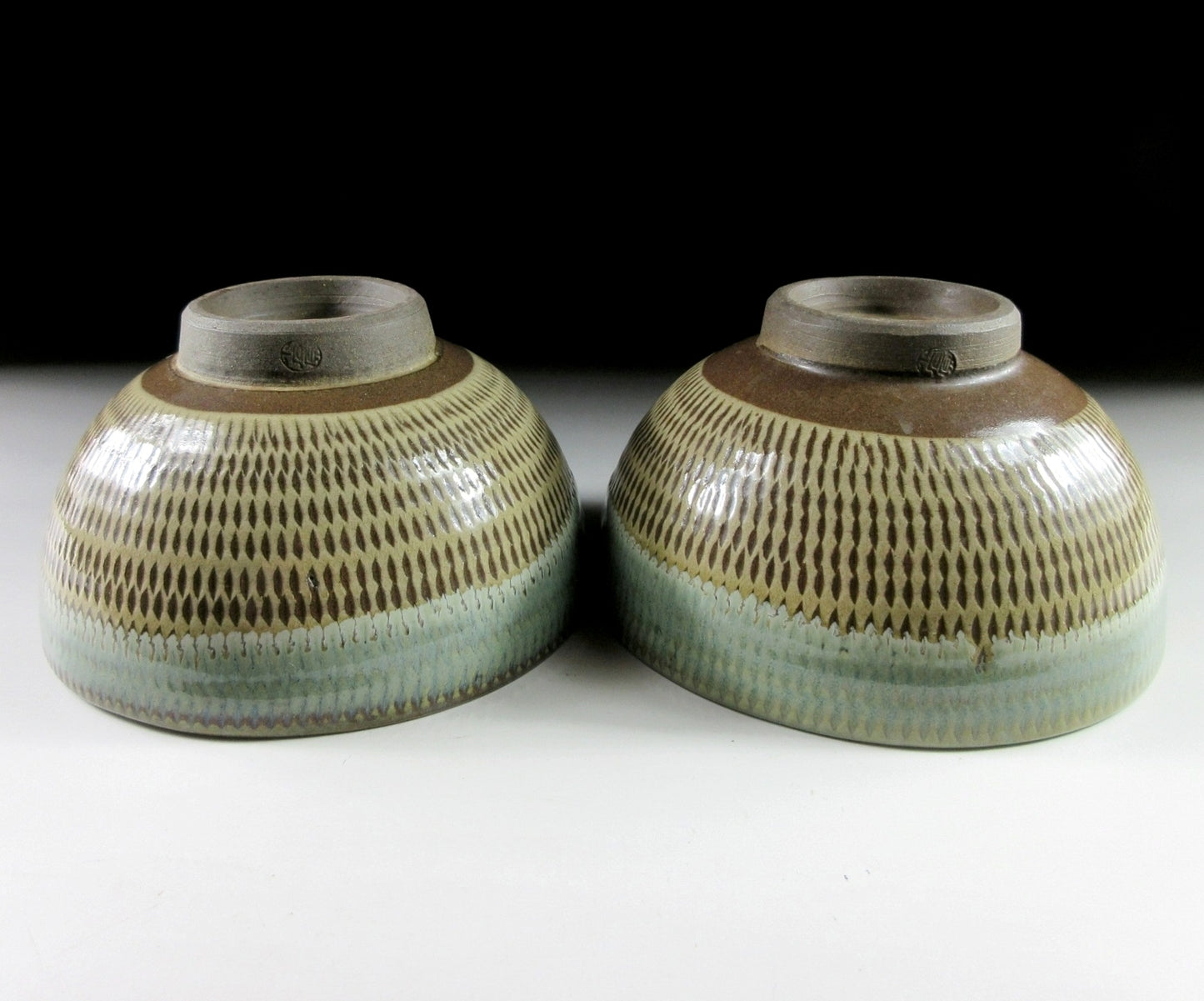 Pair of Onta-ware Bowls