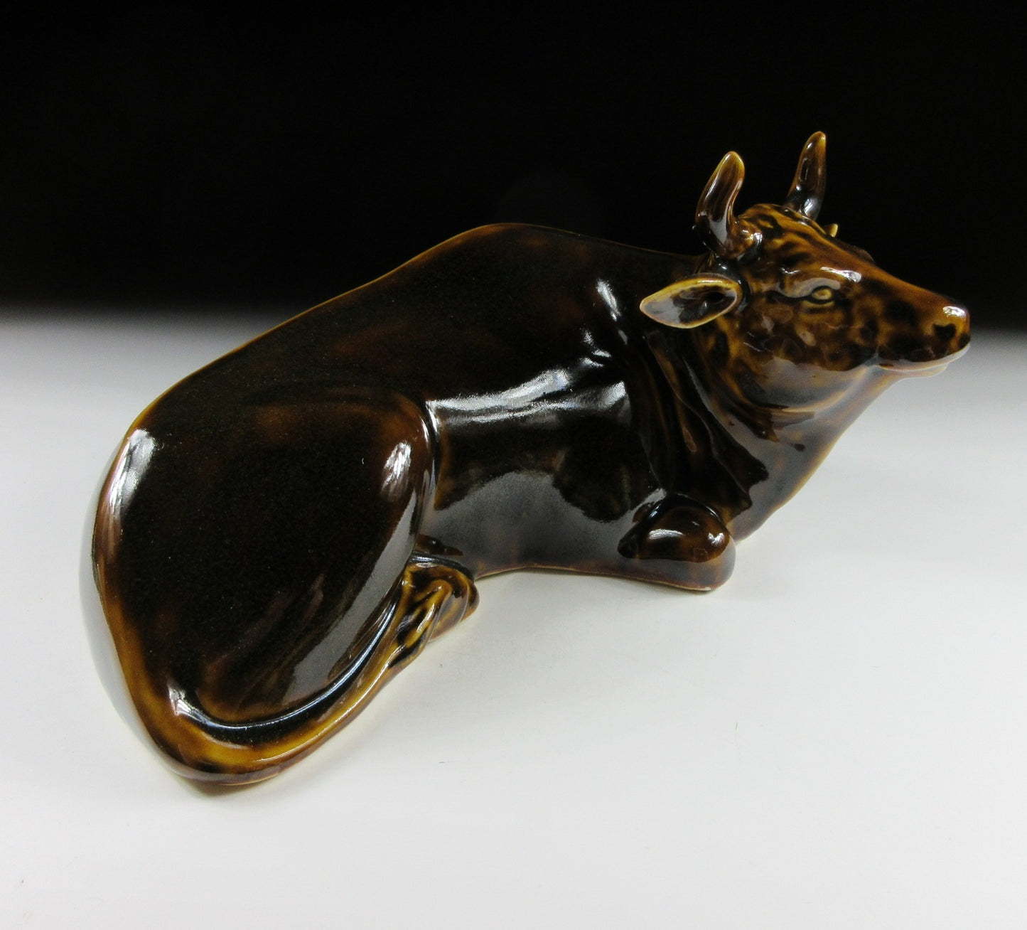 Hasegawa Isamu Year of the Ox Okimono