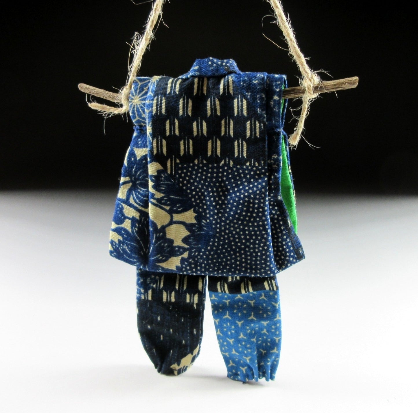 Small Blue Monpe and Noragi Ornament