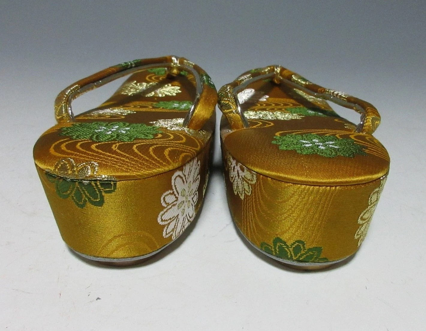 Vintage Zori with Matching Purse