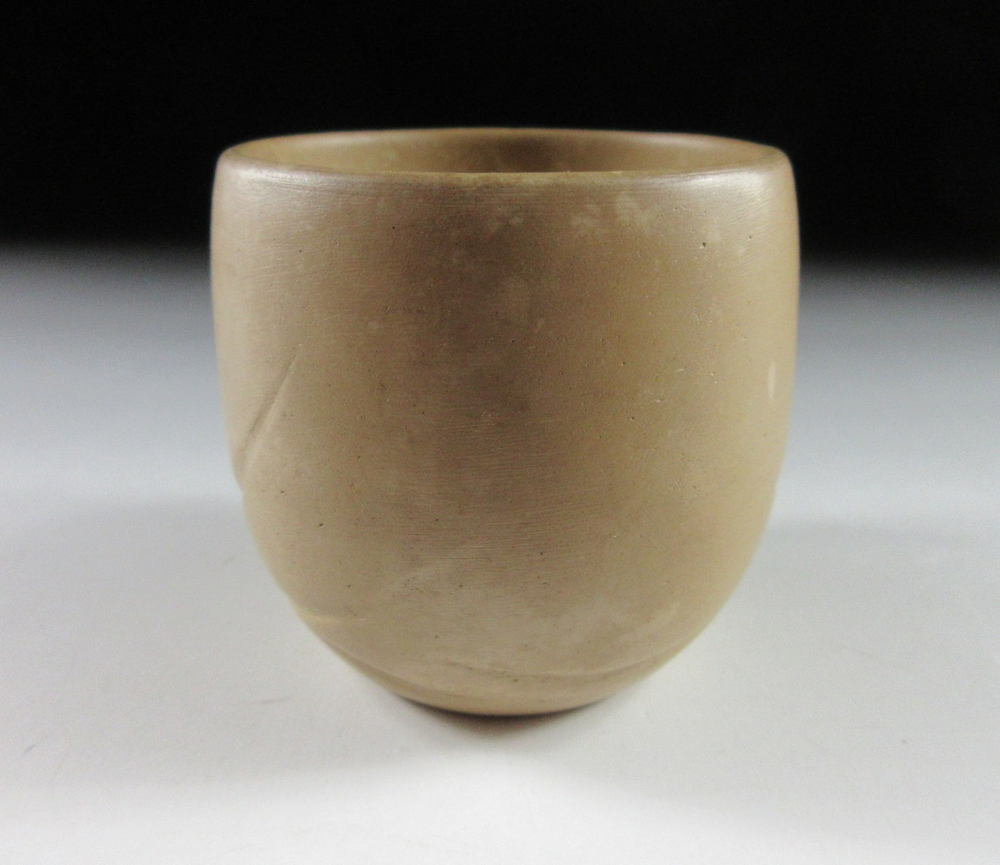 Miura Ginichiro Akita-ware Daruma Yunomi