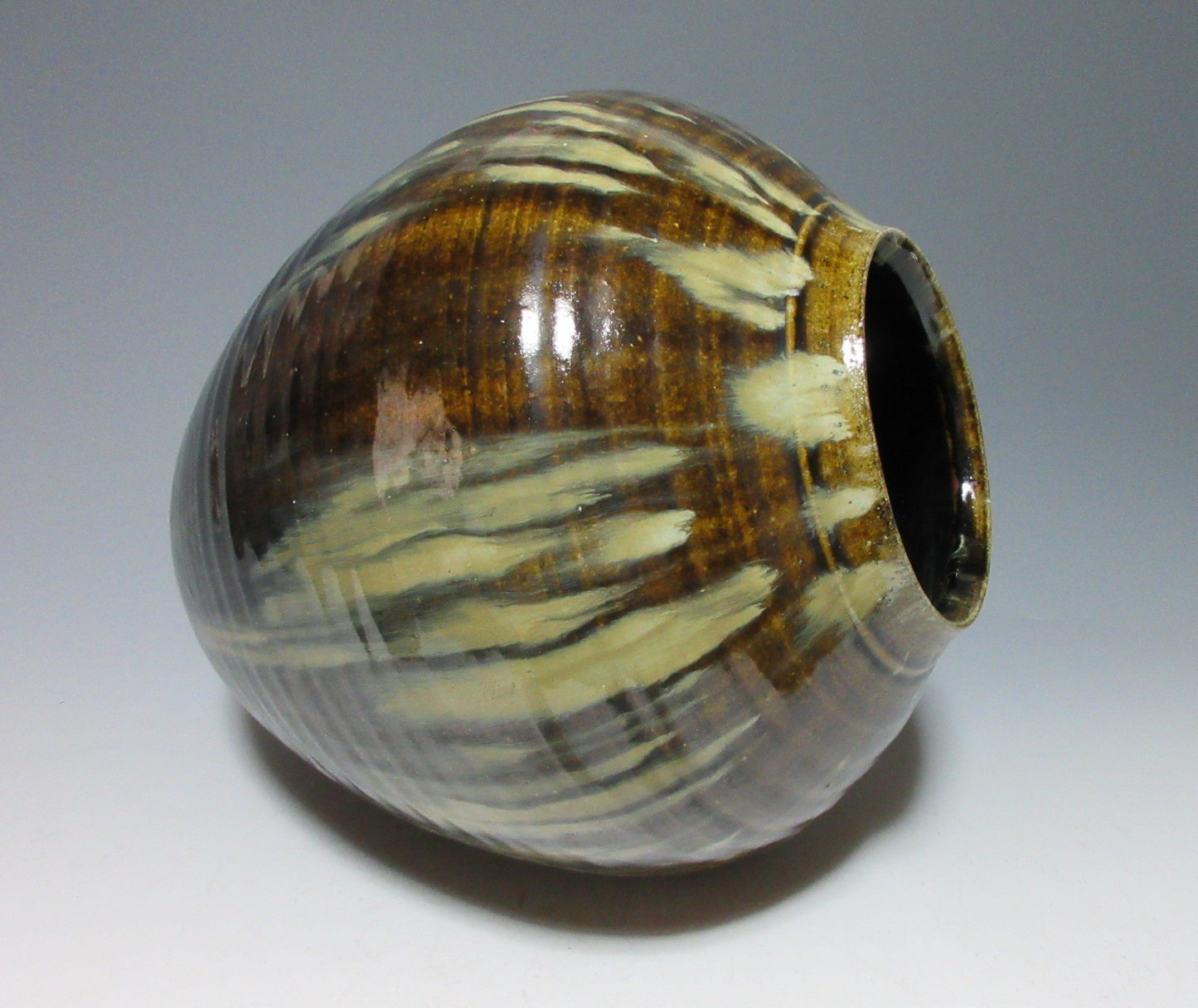 LARGE Takatori-ware Tsubo