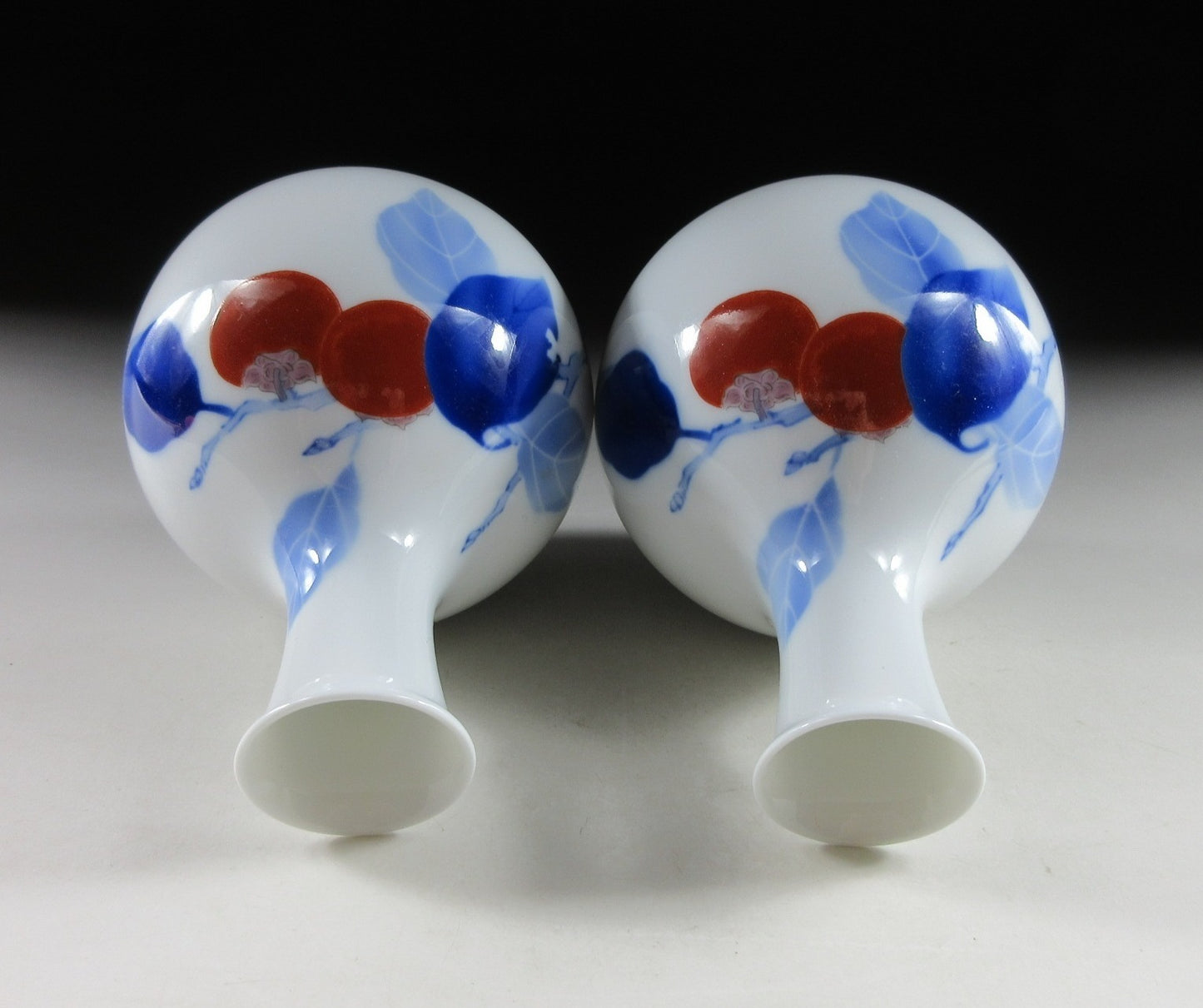 Fukagawa Porcelain Sake Set