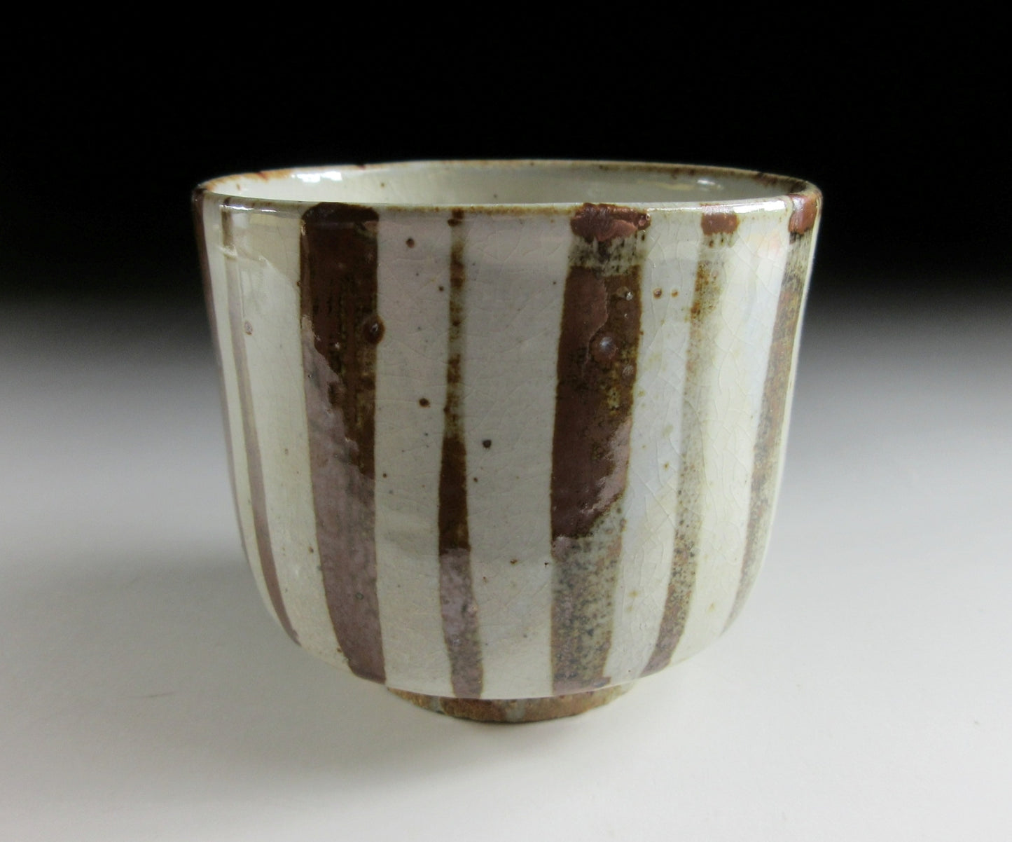 Nakazato Taroemon XIII Karatsu-ware Yunomi