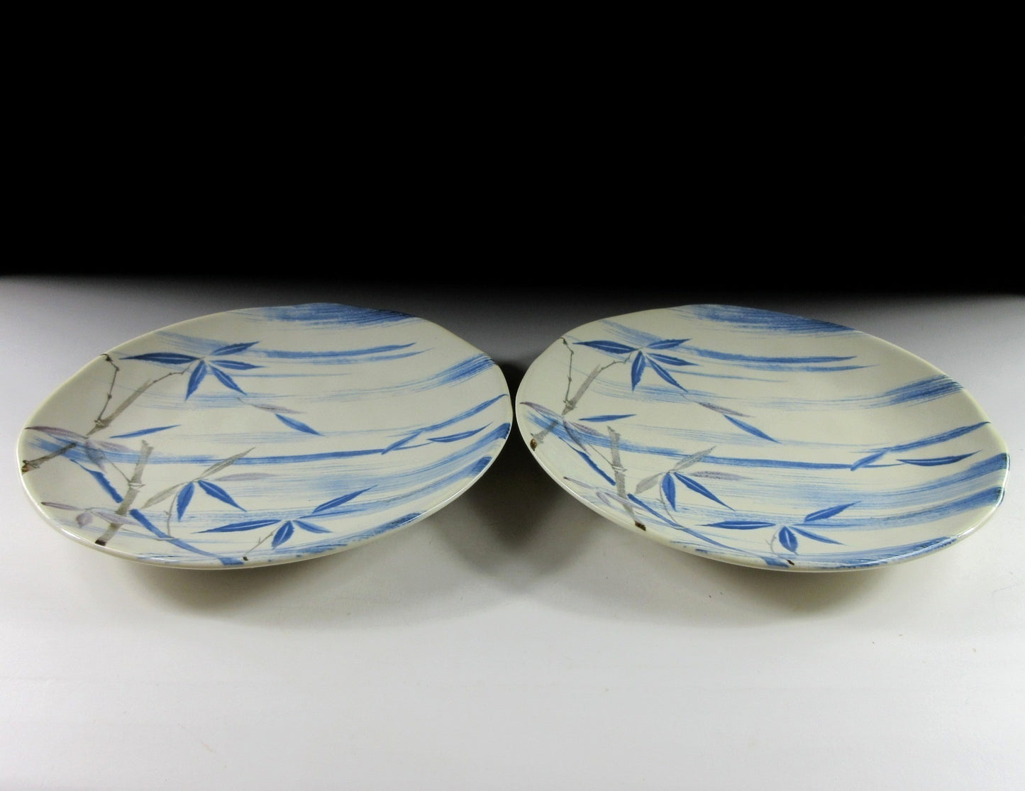 Pair of Tachikichi Bamboo Plates