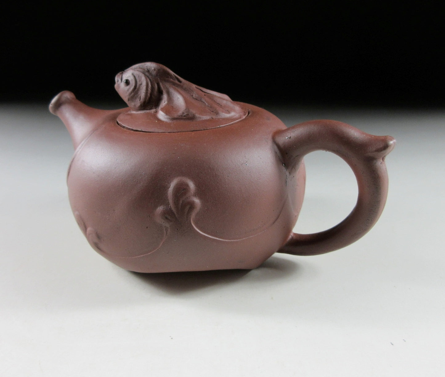 Yixing Style Goldfish Tea Pot