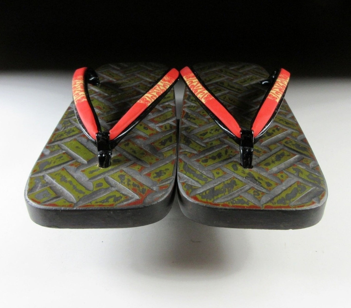 22cm Wooden Geta Sandals