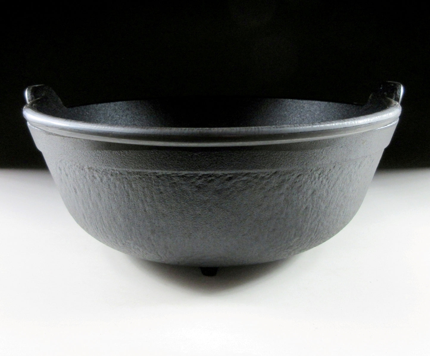 Oigen Nambu Tekki Cast Iron Pot