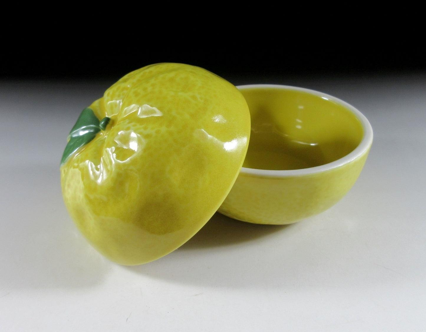 Arita-ware Yuzu Futamono