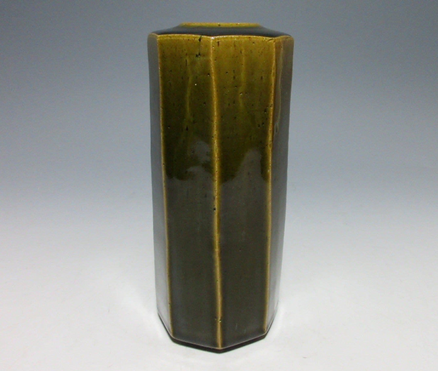 Shirai Kazunari Oribe Glaze Vase