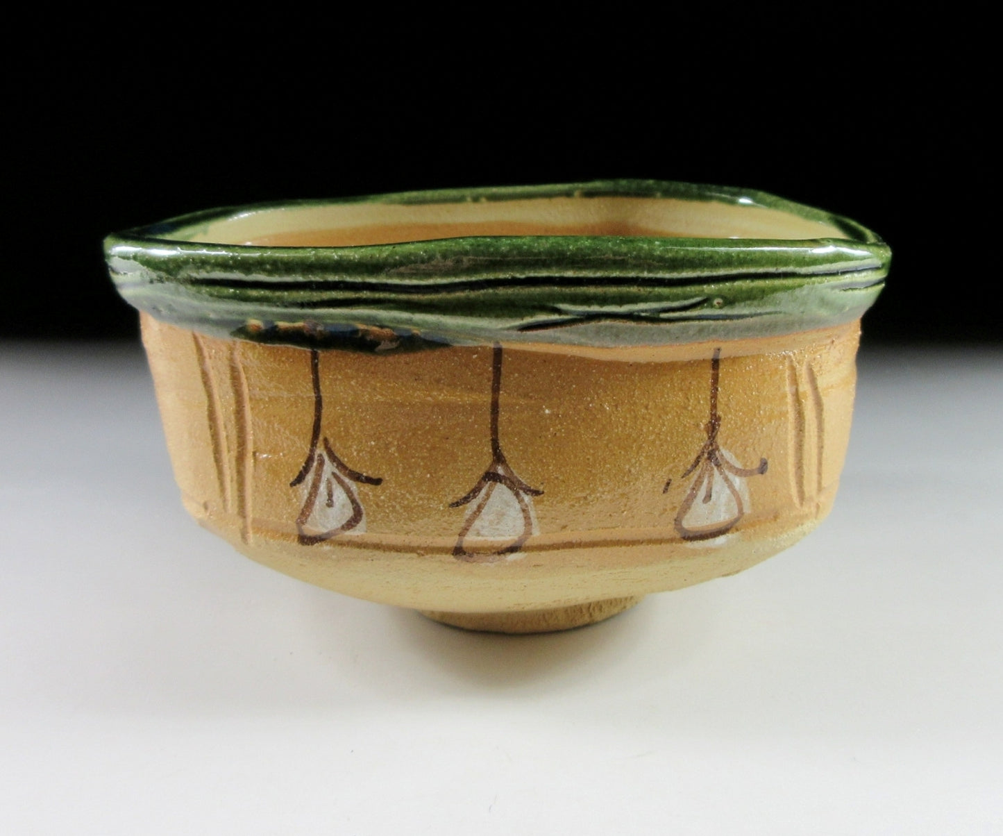 Narumi Choyu Kutsu-gata Chawan