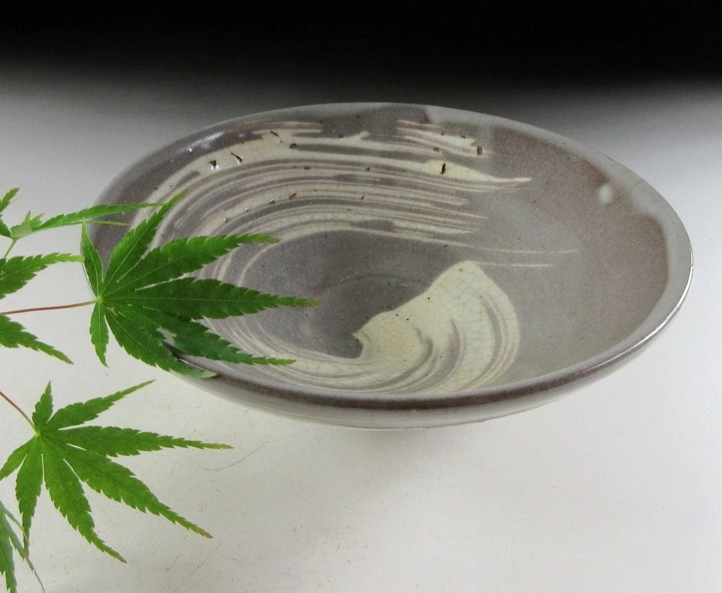 Small Onishi Rakusai Akahada-ware Hira Chawan